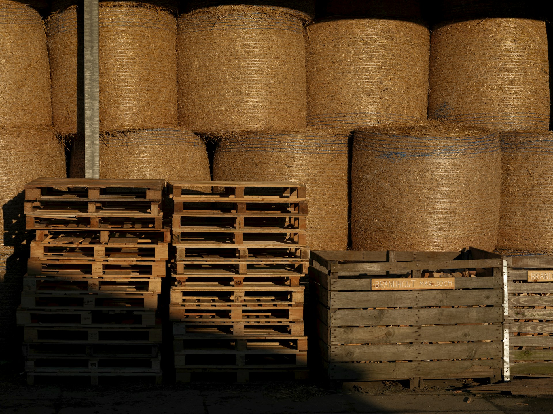 wooden pallets for sale